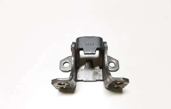 Suzuki Grand Vitara II Tailgate/trunk/boot hinge 65J