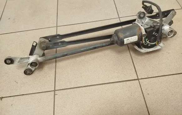 Hyundai H-1, Starex, Satellite Front wiper linkage and motor 981104H000