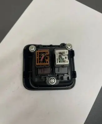 Nissan Juke I F15 Seat heating switch