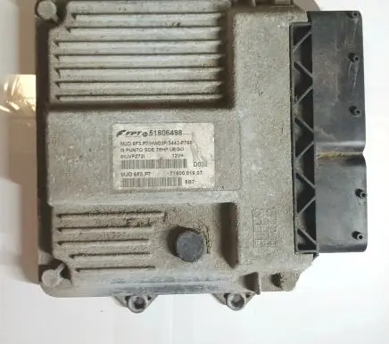 Fiat Grande Punto Engine control unit/module 51806498 MJD6F3P7