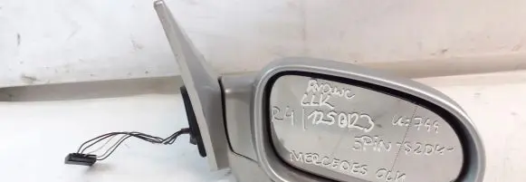 Mercedes-Benz C W203 Front door electric wing mirror 183936