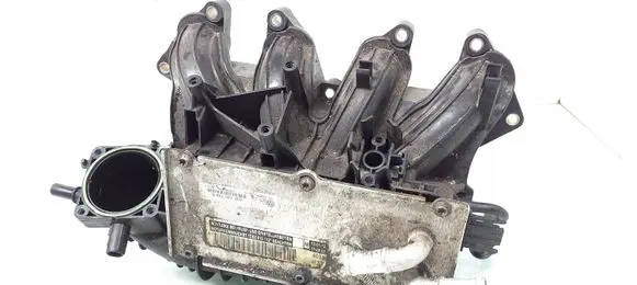 Audi A1 Intake manifold 03F145749B