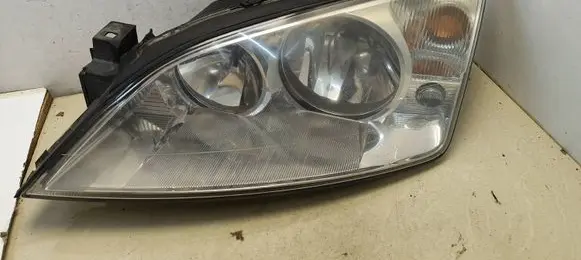 Ford Mondeo Mk III Headlight/headlamp 1S7113006AL 0301174201 23903