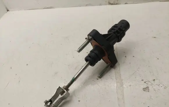Toyota Corolla Verso AR10 Clutch master cylinder 3142005041