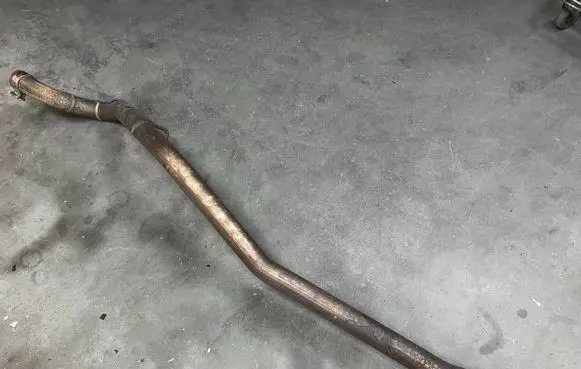 Ford Bronco Exhaust gas pipe