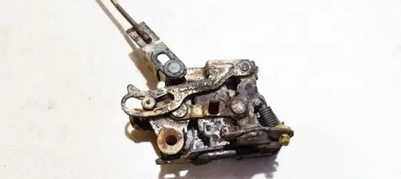 Hyundai Coupe Front door lock 
