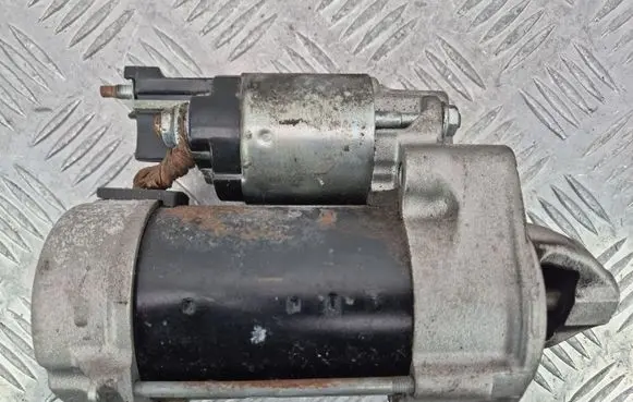 Mercedes-Benz Sprinter W906 Starter motor A6519060026 LRS02487 P0840937