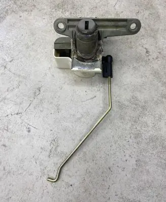 Audi A3 S3 8L Tailgate exterior lock 8D9827573A