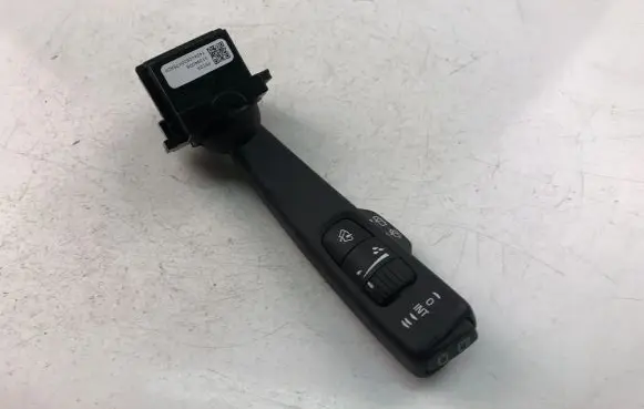 Volvo V60 Indicator stalk 31394008
