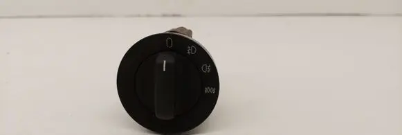Fog light switch