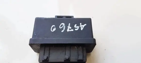 Peugeot 607 Fuel injection pump control unit/module 240107