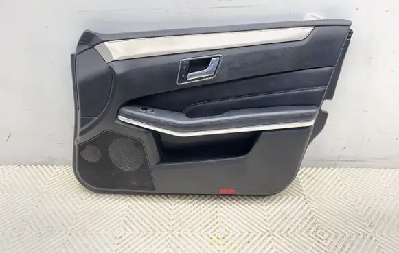 Mercedes-Benz E W212 Front door card panel trim