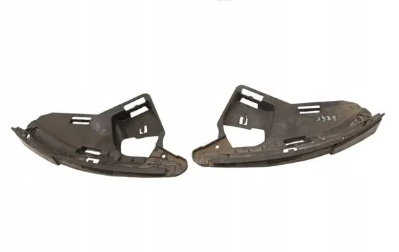 Volvo XC60 Headlight/headlamp mounting bracket 30763433