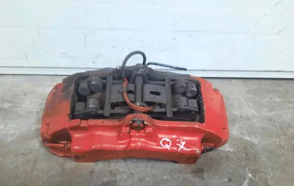 Audi Q7 4L Front brake caliper 7L6615105BG