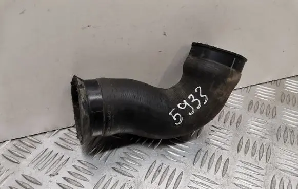 Audi A4 S4 B7 8E 8H Intercooler hose/pipe 8E0145837G