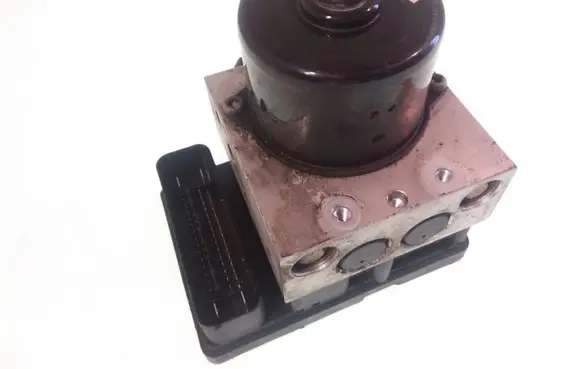 Ford Focus ABS Pump 2M512M110EE