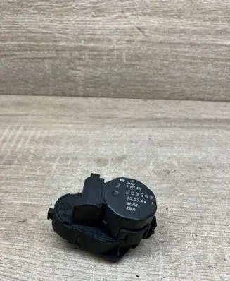 BMW 3 E46 Air flap motor/actuator 6934822 B5035
