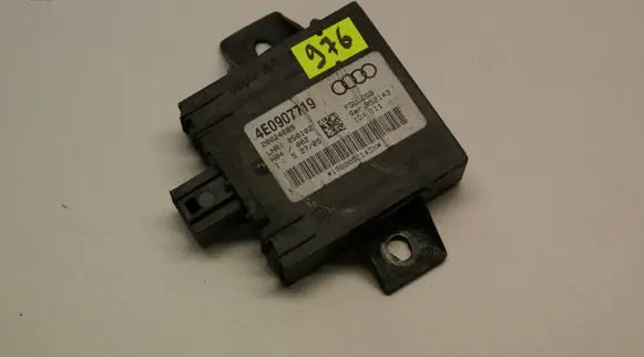 Audi A8 S8 D3 4E Alarm control unit/module 4E0907719