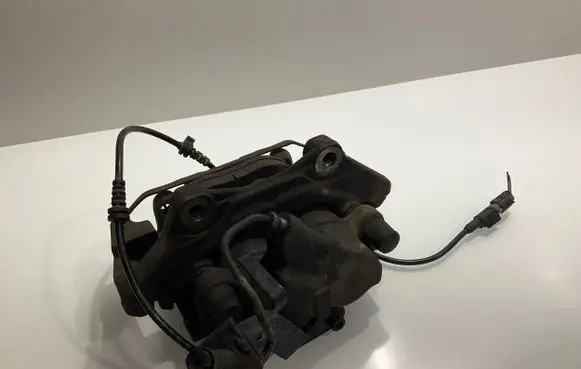 Mercedes-Benz E W211 Front brake caliper