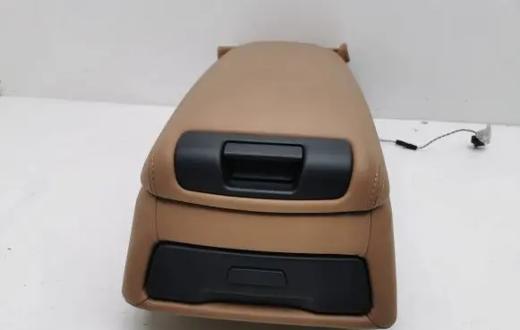 BMW 7 F01 F02 F03 F04 Rear seat armrest 7219685