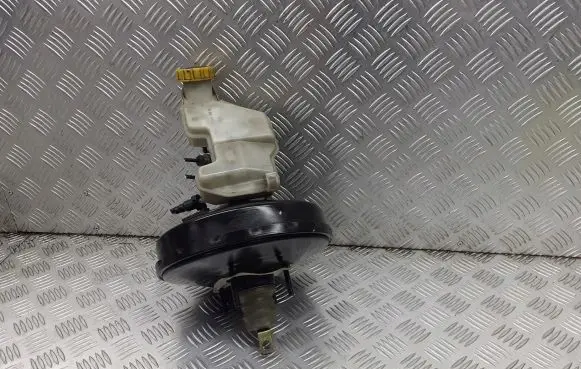 Mazda 2 Brake booster