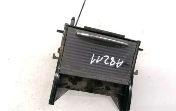 Mercedes-Benz A W168 Car ashtray A1688100930 E040413101