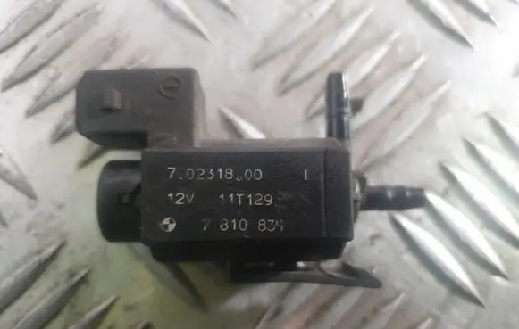 BMW 5 F10 F11 Turbo solenoid valve 7810831
