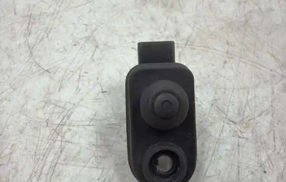 Mitsubishi Lancer X Rear door sensor CS251
