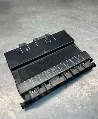 Mercedes-Benz E W211 Door control unit/module A2118200226 05020830