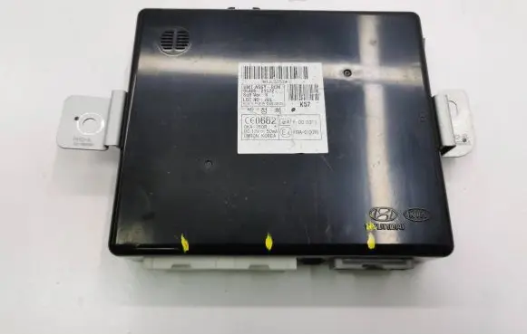 Hyundai ix35 BSM Control unit 954002Y572