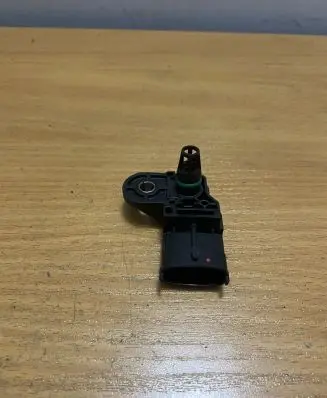 SsangYong Rexton Turbo air boost pressure sensor 0261230488 378305AZE010M4 18056645