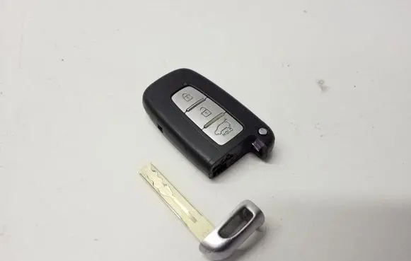 Hyundai ix35 Ignition key/card 