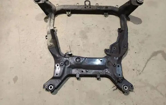 Land Rover Freelander 2 - LR2 Front subframe