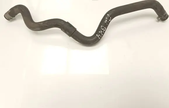 Nissan Juke I F15 Engine coolant pipe/hose