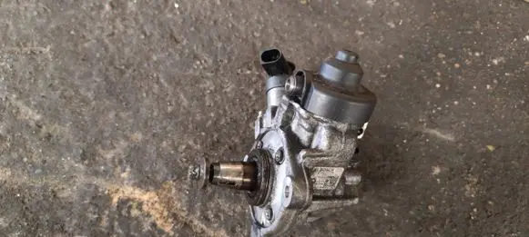 BMW X5 F15 Fuel injection system set 0445010528