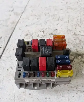 Fiat Doblo Fuse module 46760542 20011008