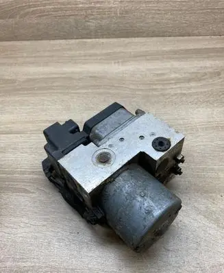 Renault Scenic I ABS Pump 0273004662 8200178134