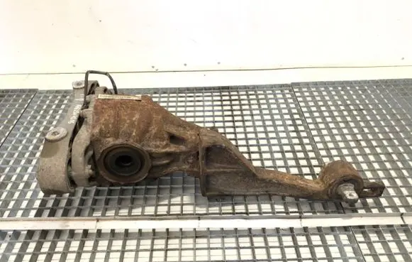 Mercedes-Benz Vito Viano W639 Rear differential A6393501214