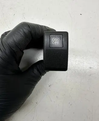 Traction control (ASR) switch