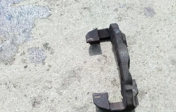 Ford Fiesta Front Brake Caliper Pad/Carrier 