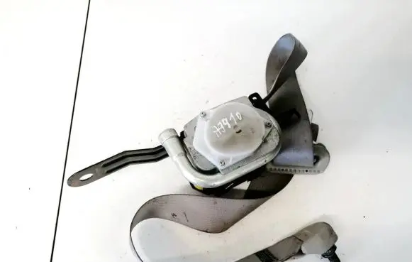 Nissan X-Trail T30 Front seatbelt e40430094