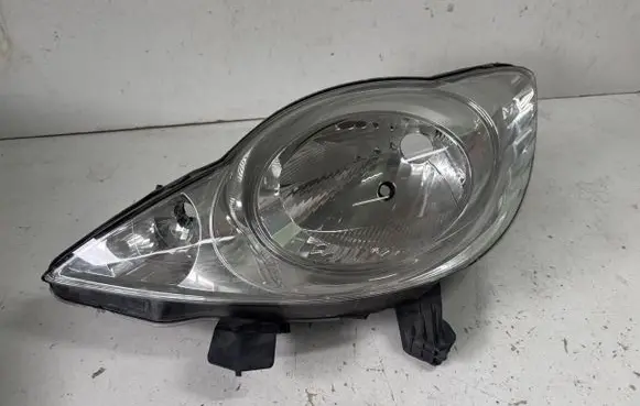 Peugeot 107 Headlight/headlamp 89032403