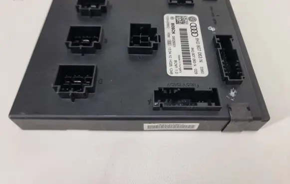 Audi A4 S4 B8 8K Comfort/convenience module 8K0907063N 09029001