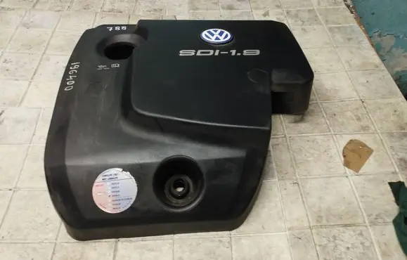 Volkswagen Golf IV Engine cover (trim) 038103925L 038103925M 038103925N