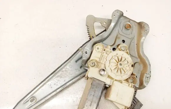 Toyota Avensis T250 Sliding door window regulator with motor 