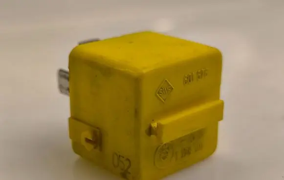 BMW 5 E39 Other relay 1378301 6131 601576