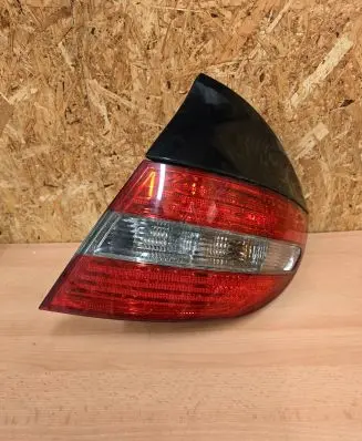 Mercedes-Benz CLC CL203 Rear/tail lights A2038205264 CL203DXF
