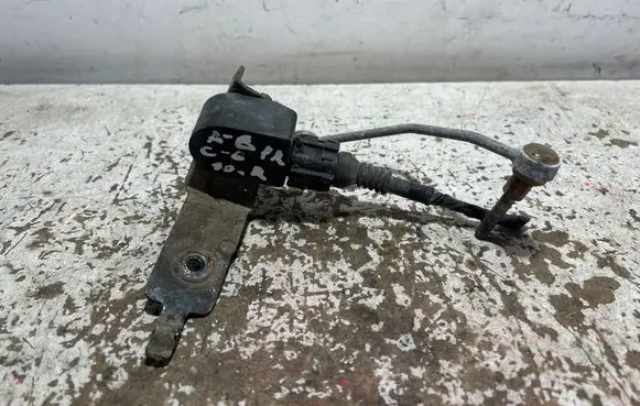 Audi A6 Allroad C6 Air suspension front height level sensor