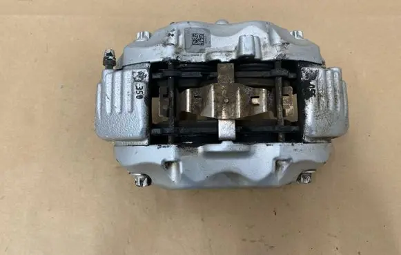 Mercedes-Benz CL C216 Front brake caliper 