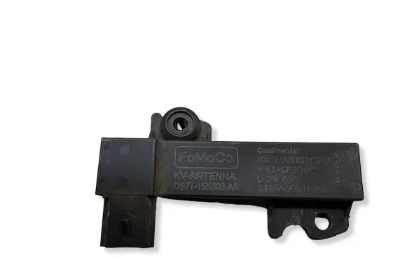 Ford Focus Aerial antenna amplifier DS7T15K603AA